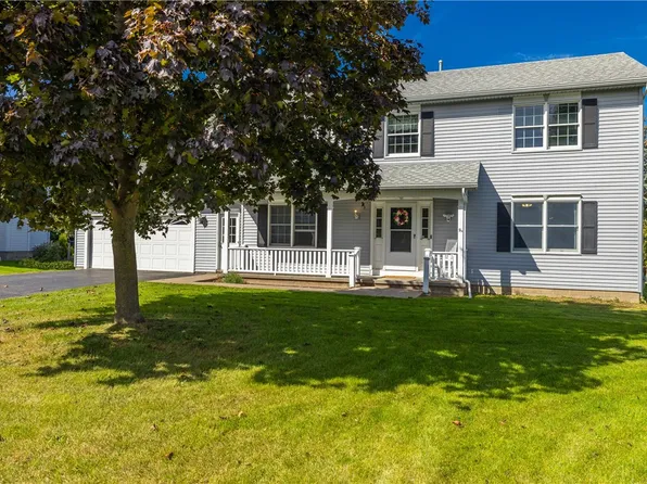 120 Paula Red Ln, Rochester, NY 14626