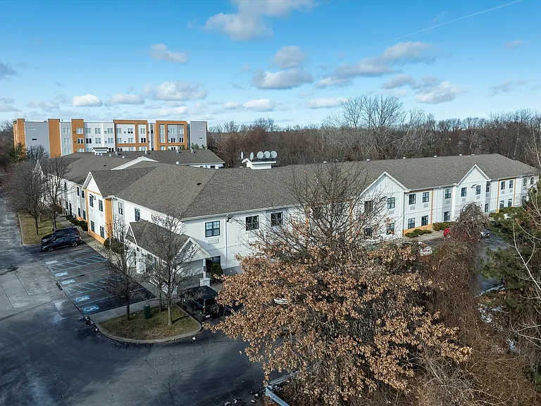 The Hudson Thirteen Ninety-Five