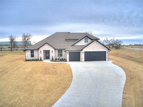 2nd image of 1989 Kinsington Cir