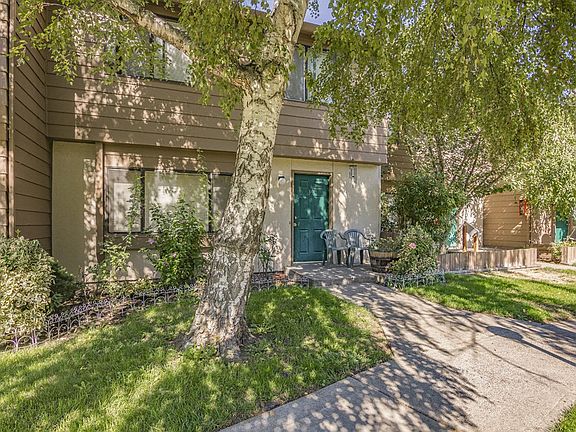 5th image of 2812 W 7th St #2812