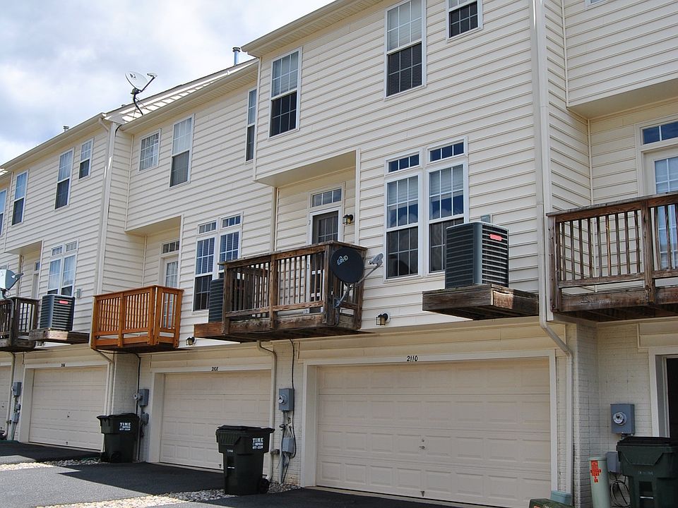 2nd image of 2110 Lockwood Dr