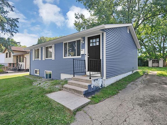 4th image of 2259 New Village Rd
