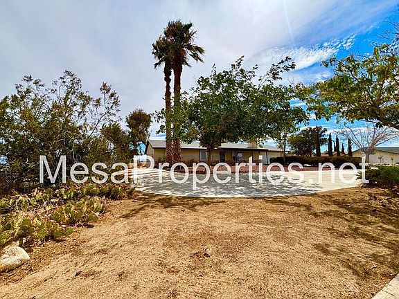 4th image of 16578 Odell Ave