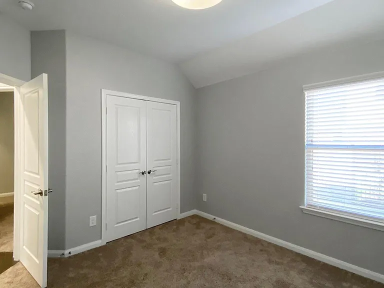 10 Pinestead Ct — Photo 10