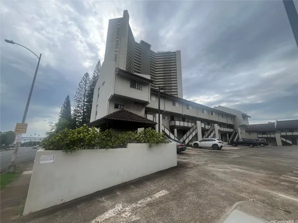 98-282 Kaonohi St APT 210, Aiea, HI 96701