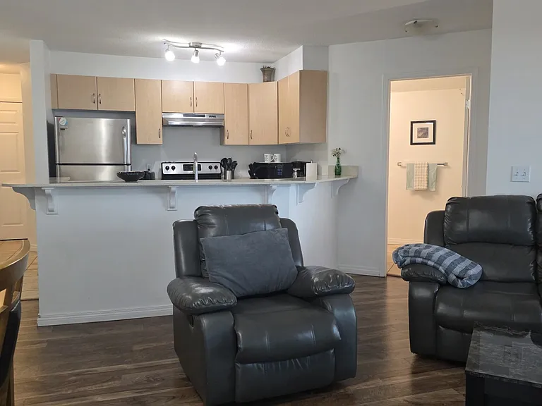 1121 6th Ave SW #1811 — Photo 7