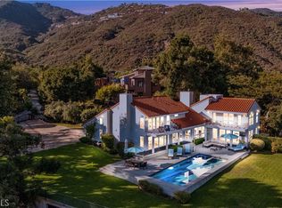 2356 Live Oak Meadows Rd, Malibu, CA 90265