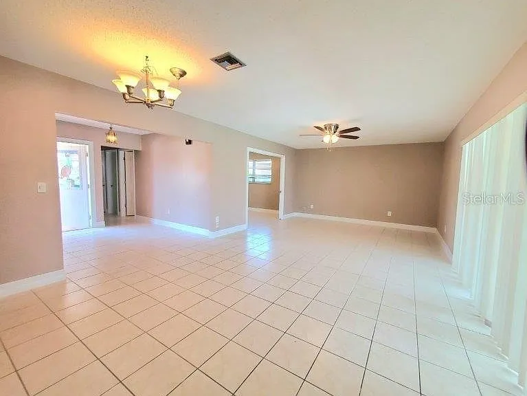 910 Santa Brigida Ct — Photo 12