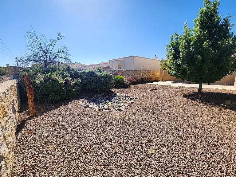 1983 Pinetrail St — Photo 37