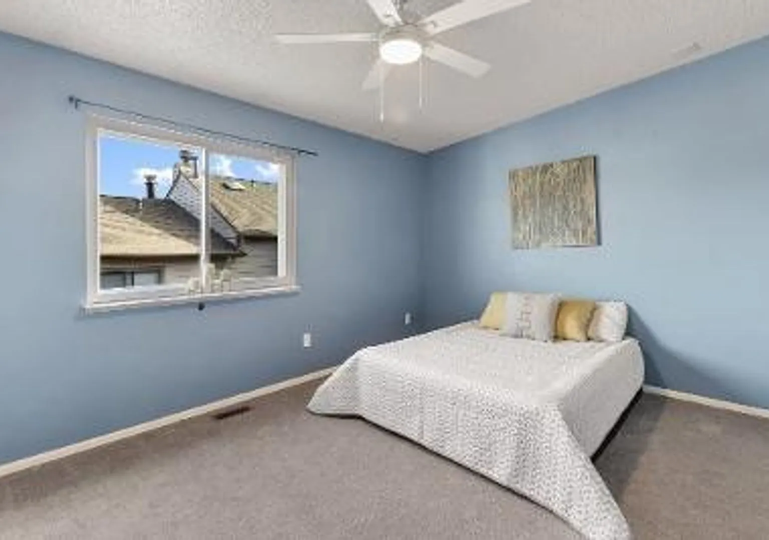 Charming 2BR Townhome in Colorado Springs — Photo 3