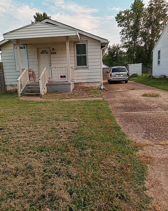 1st image of 10590 Clarendon Ave