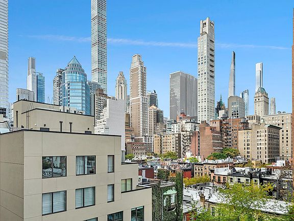 5th image of 166 E 63rd St APT 8B