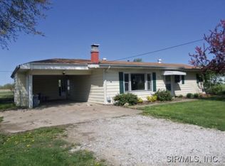 633 S Fair St, Brownstown, IL 62418