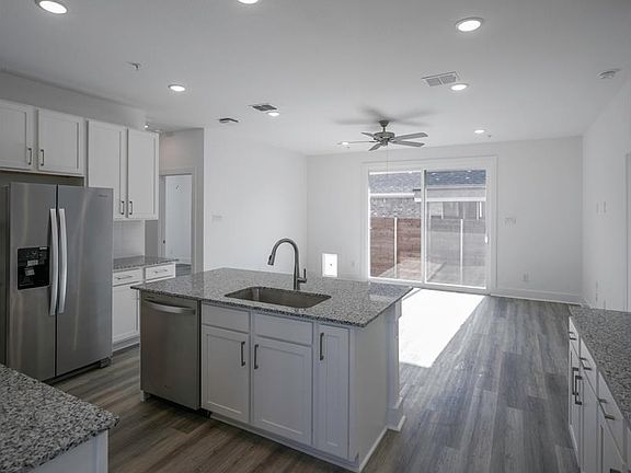 4th image of 2516 Alister Way