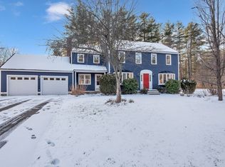 9 Pennycook Ln, Amesbury, MA 01913