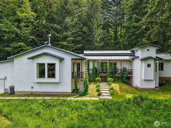 873 Mountain View Road, Kalama, WA 98625