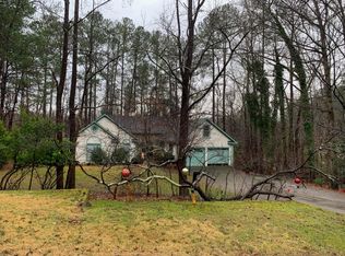 237 Nacoochee Dr, Woodstock, GA 30188