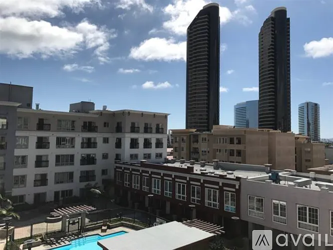 445 Island Ave — Photo 5