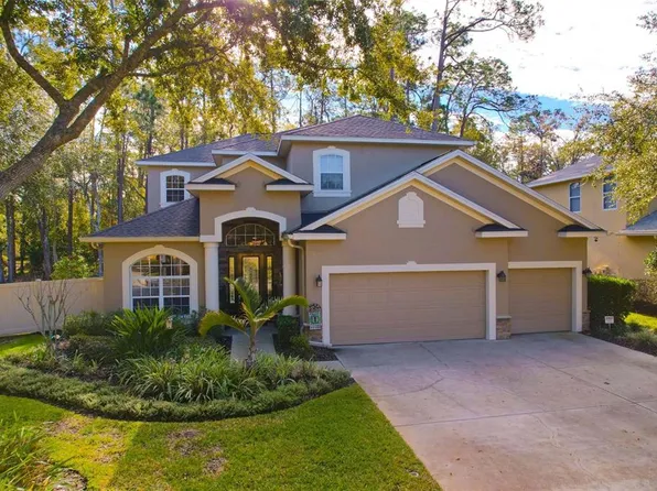 1748 Highland Oaks Blvd, Lutz, FL 33559