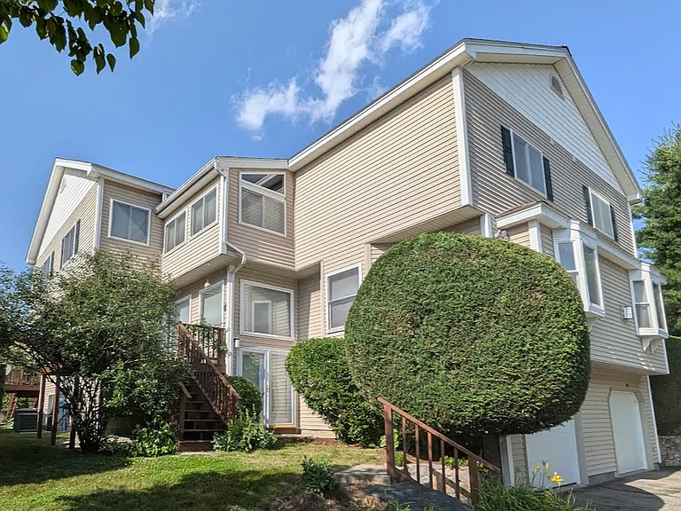 142 Algonquin Trl — Photo 3