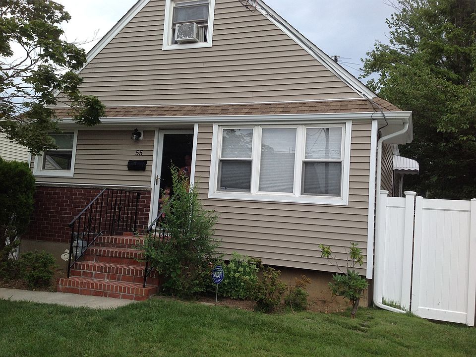 1st image of 55 Lincoln St