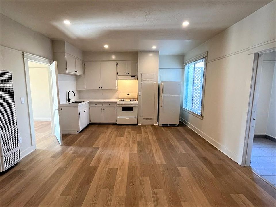 Living Room & Kitchen.