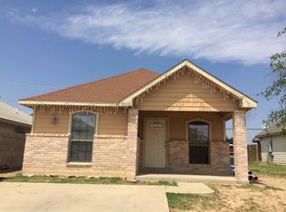 3510 Cuatro Vientos Dr, Laredo, TX 78046
