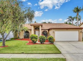 3834 106th Ave N, Clearwater, FL 33762