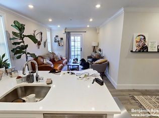 4 Trenton St UNIT 6R, Boston, MA 02128