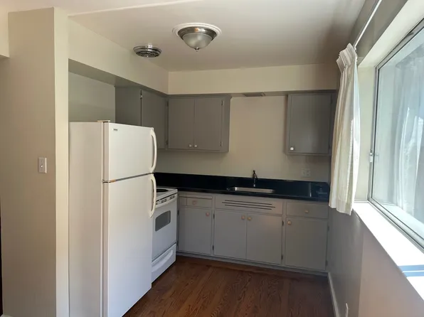 515 Chestnut St #104, San Carlos, CA 94070