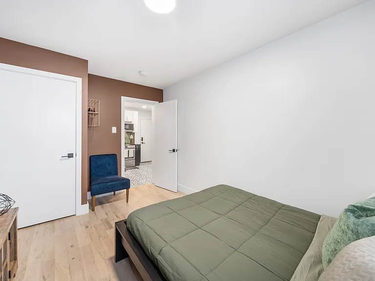 28 Providence St — Photo 14