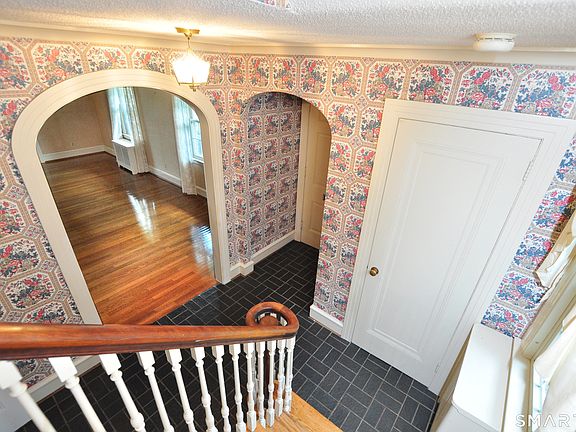 2nd image of 10 Harvey Road