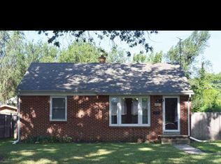 1921 S Parkwood Ln, Wichita, KS 67218