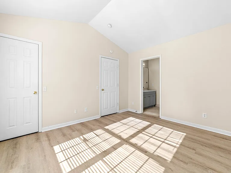 5403 Peachwood Dr — Photo 18