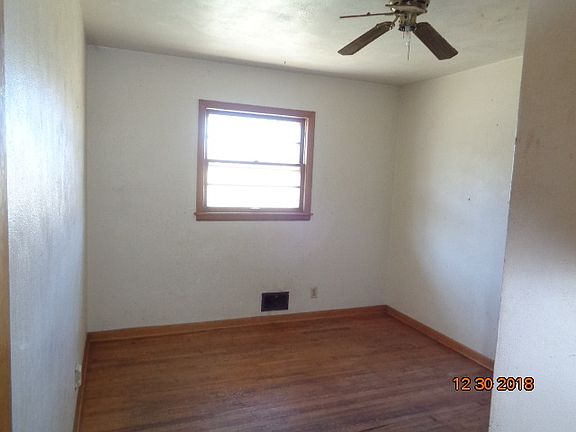 5th image of 1642 7th Ave