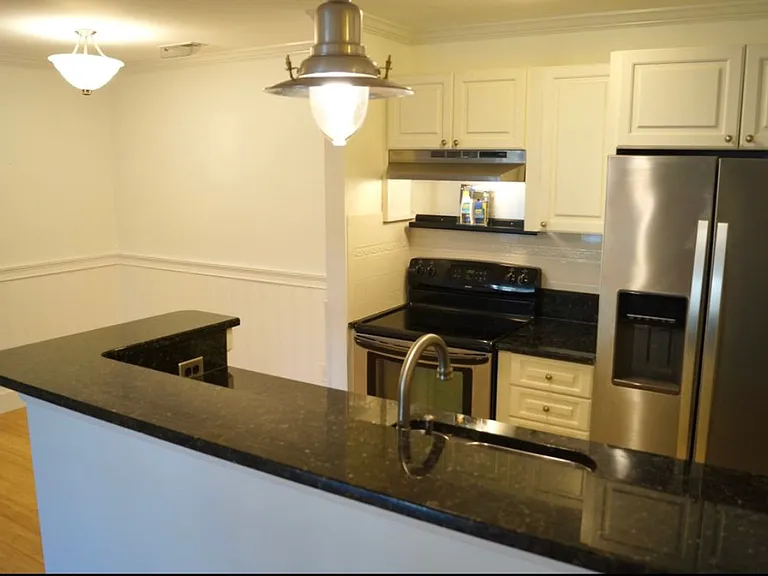 1005 Kingswood Dr #C — Photo 9