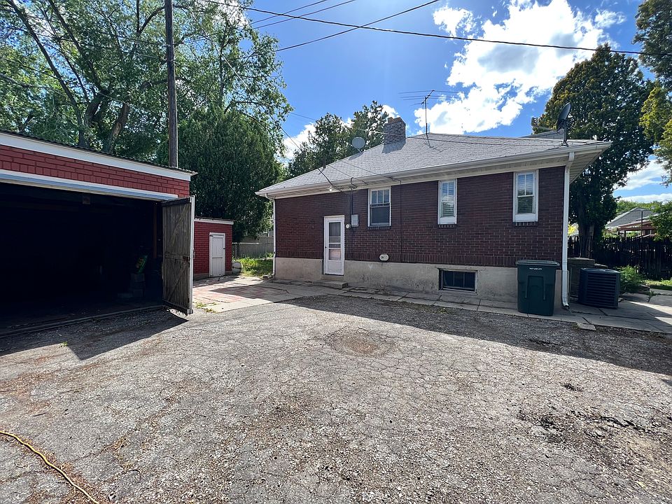 Whole house with garage