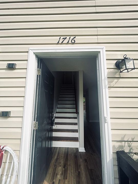 Unit 1716