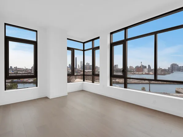 480 Kent Avenue image 2 of 18