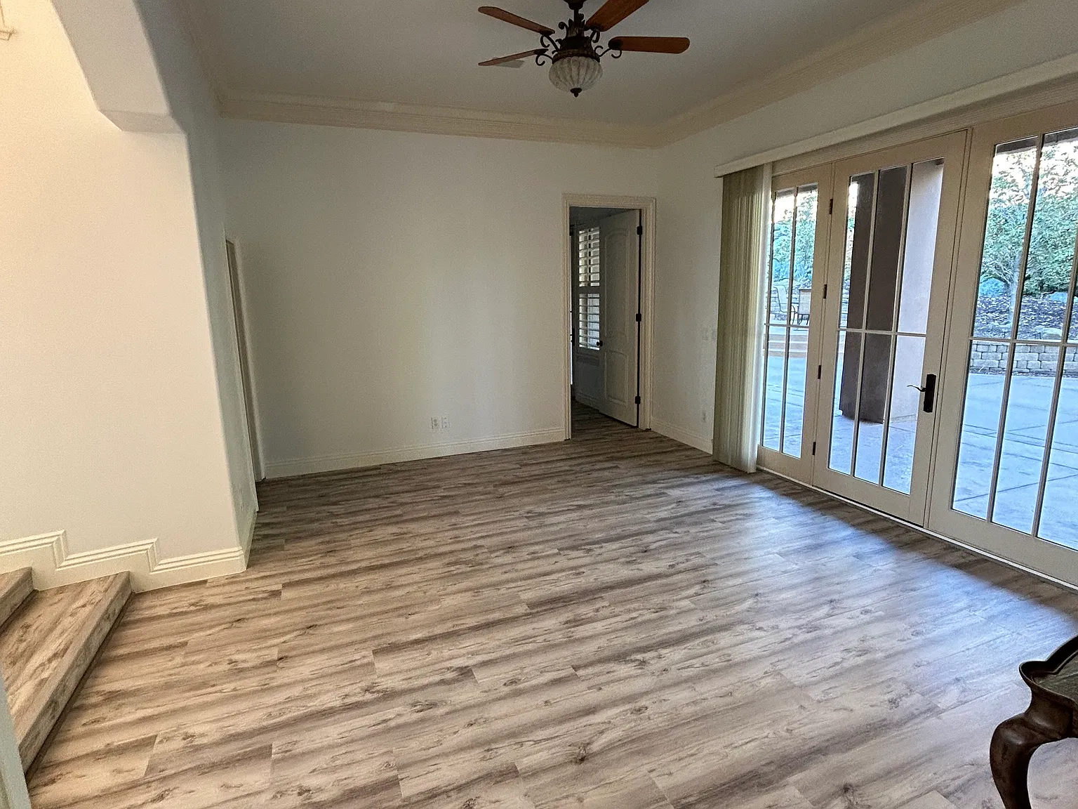 4 bed, 4417 sqft, $5,595 — Photo 4