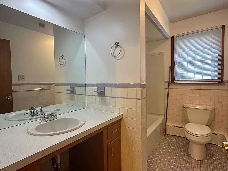 152 Evarts St — Photo 20