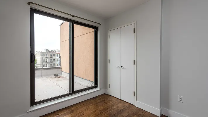 Rented by Nooklyn NYC LLC | media 28