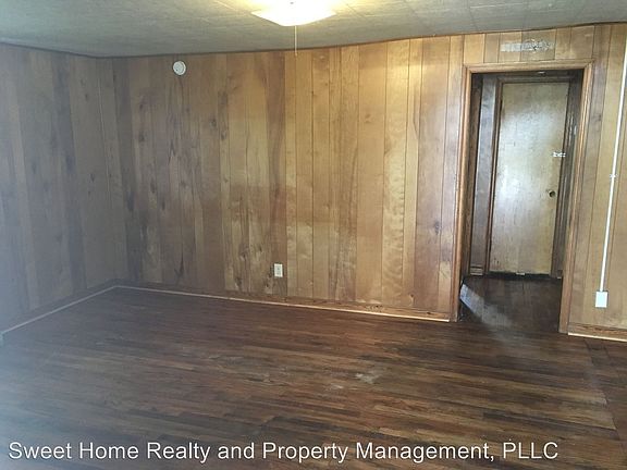2nd image of 514 High St #B