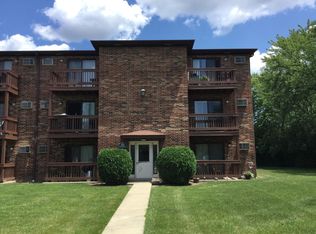 1001 Spruce St APT 2B, Glendale Heights, IL