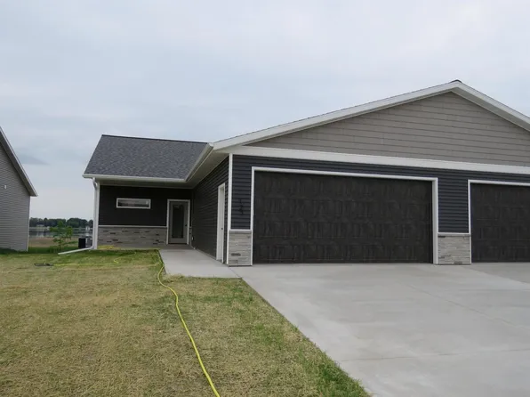 127 Linden Lane, Fox Lake, WI 53933