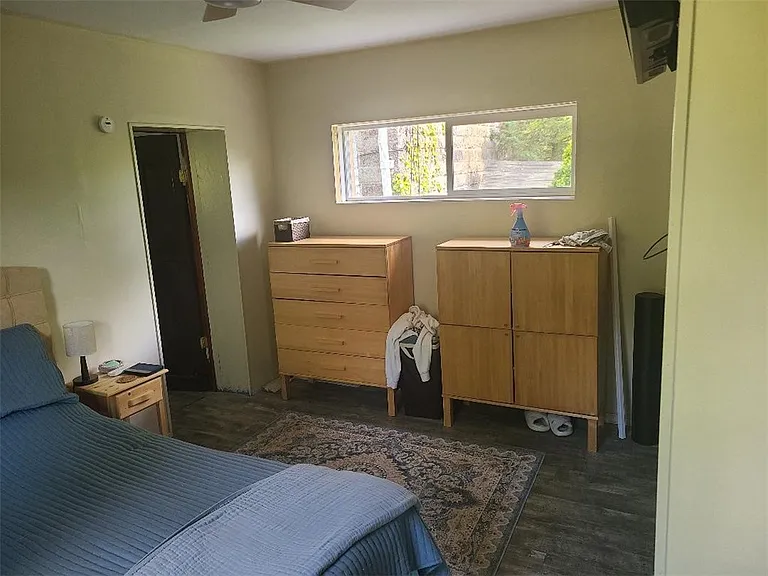 207 Montana Ave — Photo 5