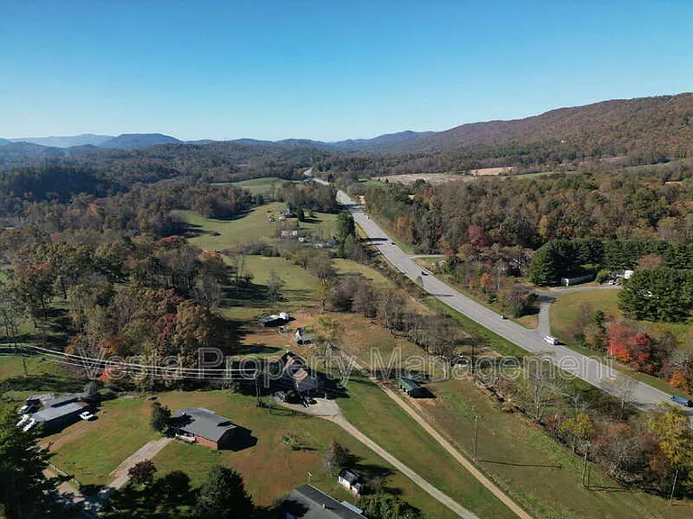 588 Ray Hill Rd #A — Photo 29
