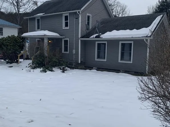 28 Main St, Lockwood, NY 14859