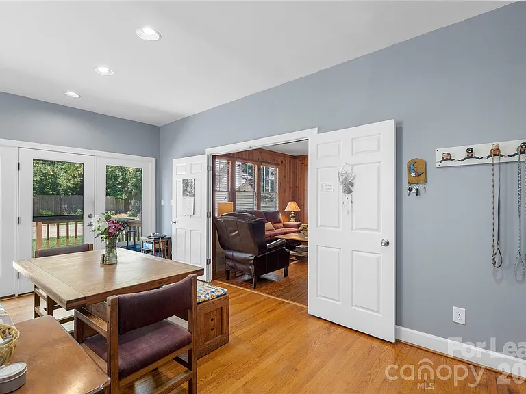 1610 Park Rd — Photo 11