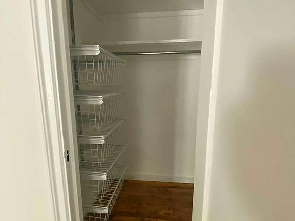 4th image of 1066 1st Ave #7